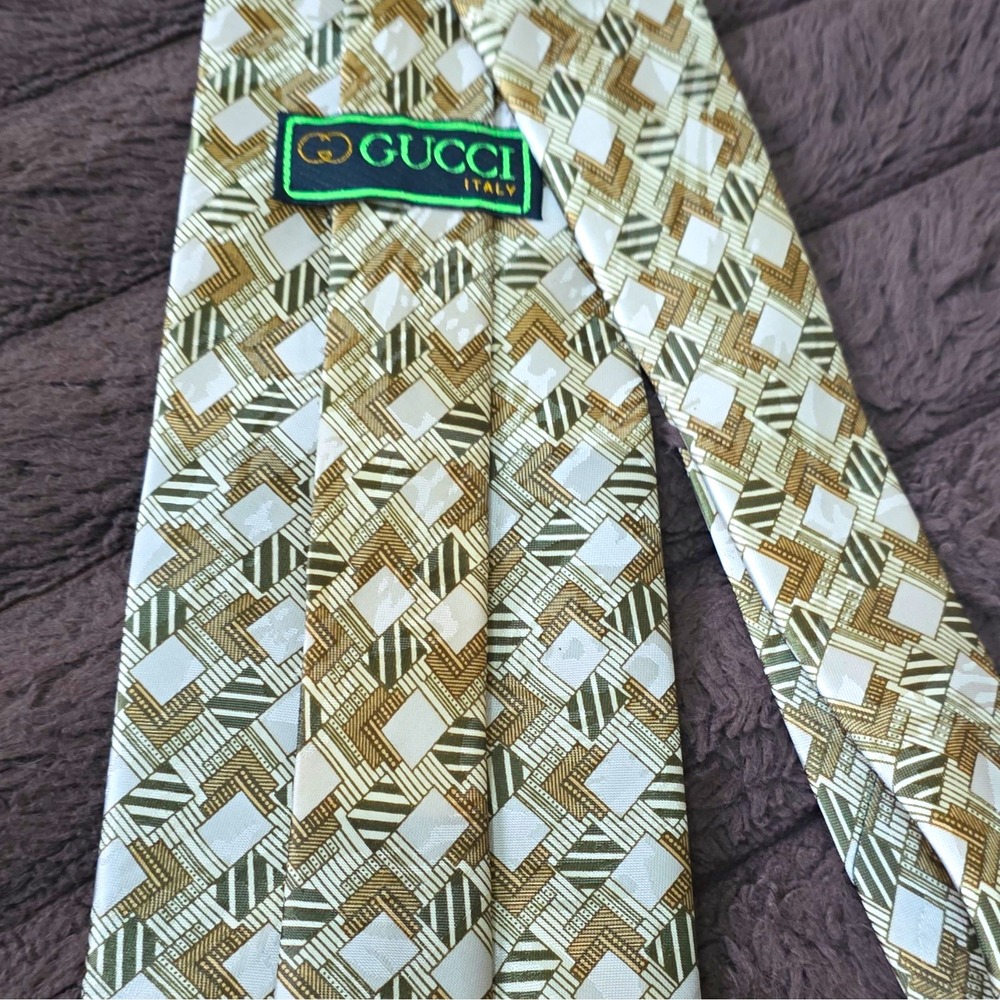 Vintage Gucci Italy Silk Necktie Geometric Cream Gold Green Designer Tie